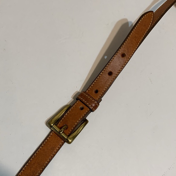 Vintage Dooney & Bourke Crossbody / Shoulder White Flap Fold Over Bag - Picture 13 of 16